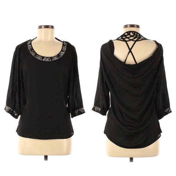VOG Embellished Tunic Cut out Blouse l SIZE M - Picture 1 of 8